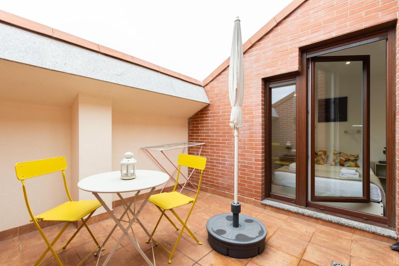 INSIDEHOME Apartments - La Casita de Álex Palência Exterior foto